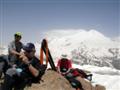 Au sommet de la Coupole Cheguet, environ 3400m. Le sommet principal de l