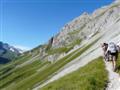 On monte dans les grandes pentes, au-dessus du vallon de Pclet-Polset